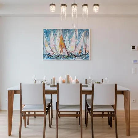Appartement Modern 2 Bedroom In With Terrace *